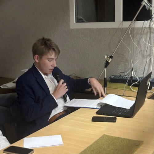Шаг в будущее